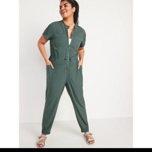 Old Navy Green Utility Jumpsuit with Tapered Ankles